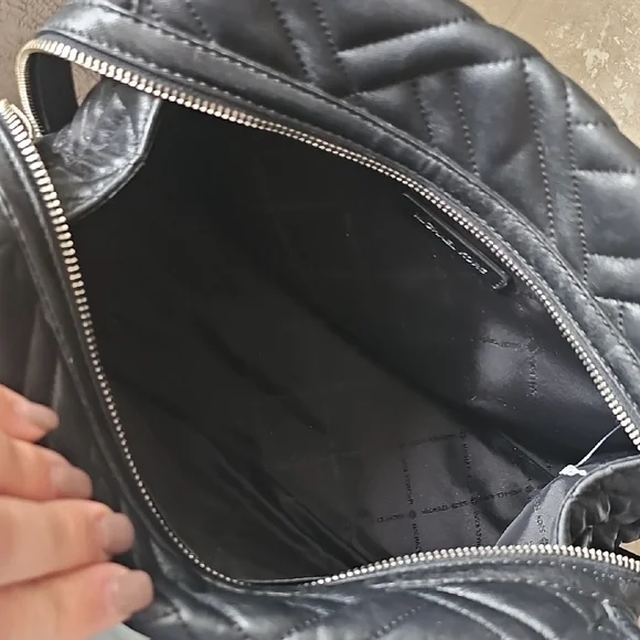 Michael Kors Black Geometric Quilted Shoulder Bag - Picture 6 of 16